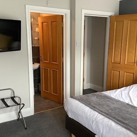 Jeffersons Hotel & Serviced Apartments (Adults Only) Barrow-in-Furness Стая снимка