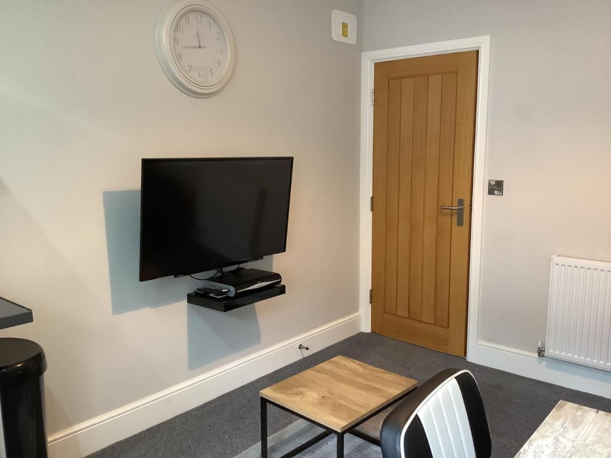 Jeffersons Hotel & Serviced Apartments (Adults Only) Barrow-in-Furness Екстериор снимка