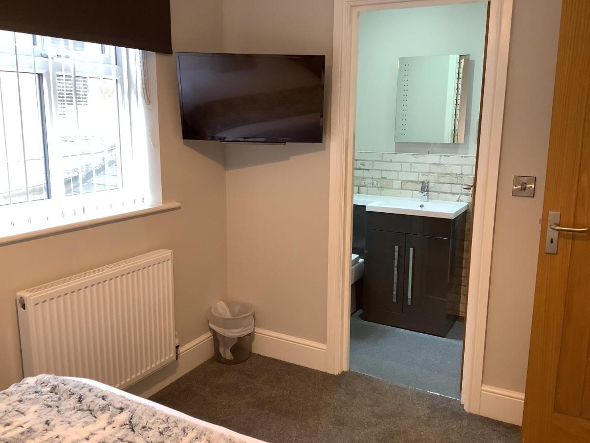 Jeffersons Hotel & Serviced Apartments (Adults Only) Barrow-in-Furness Екстериор снимка