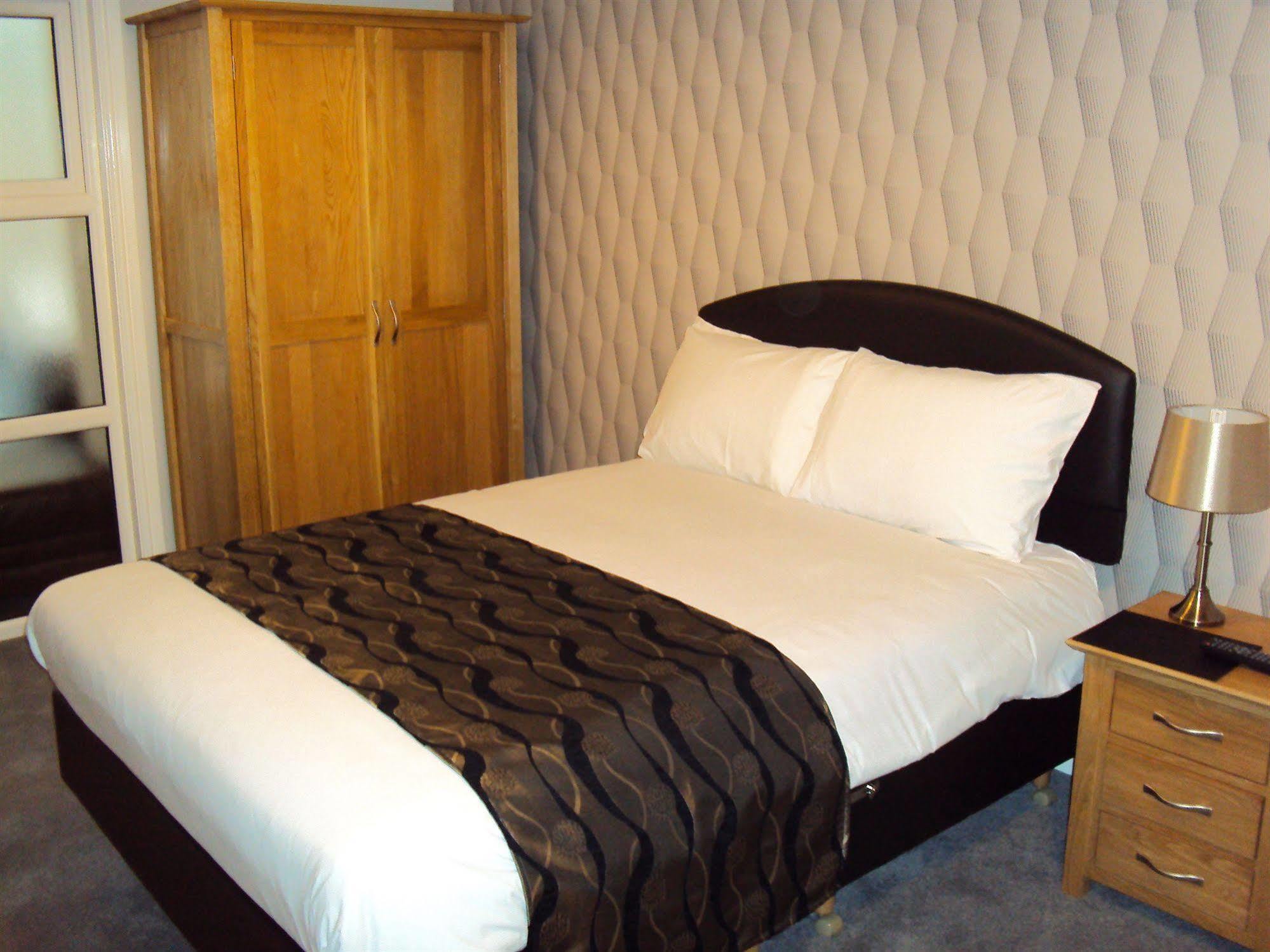 Jeffersons Hotel & Serviced Apartments (Adults Only) Barrow-in-Furness Екстериор снимка